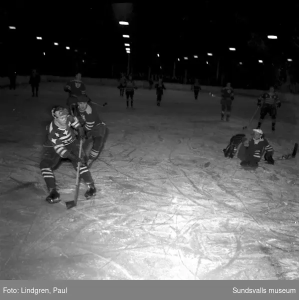 Ishockey, Wifsta-Östrand - Nyland.