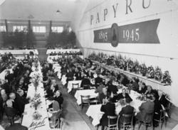 Papyrus firar 50-årsjubileum (1895-1945) i Mässhallen i Göte