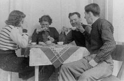 Äkta paret Lilly (född i Annedal 1918, död i Fässberg 2008) 