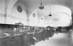 Postkontoret Malmö 1 ritades av Ferdinand Boberg och stod fä