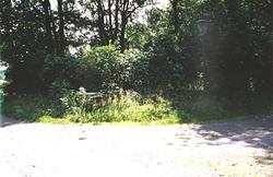 En gatlykta vid Spårred 1:12, 1999.