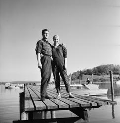 Liv Ullmann med forlovede.