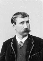 Karl Kristian Uchermann.