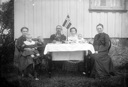Adolf Andersen med familie.