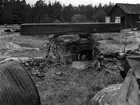 Båtbyggare Magnus Erikssons baspanna, okt 1954.