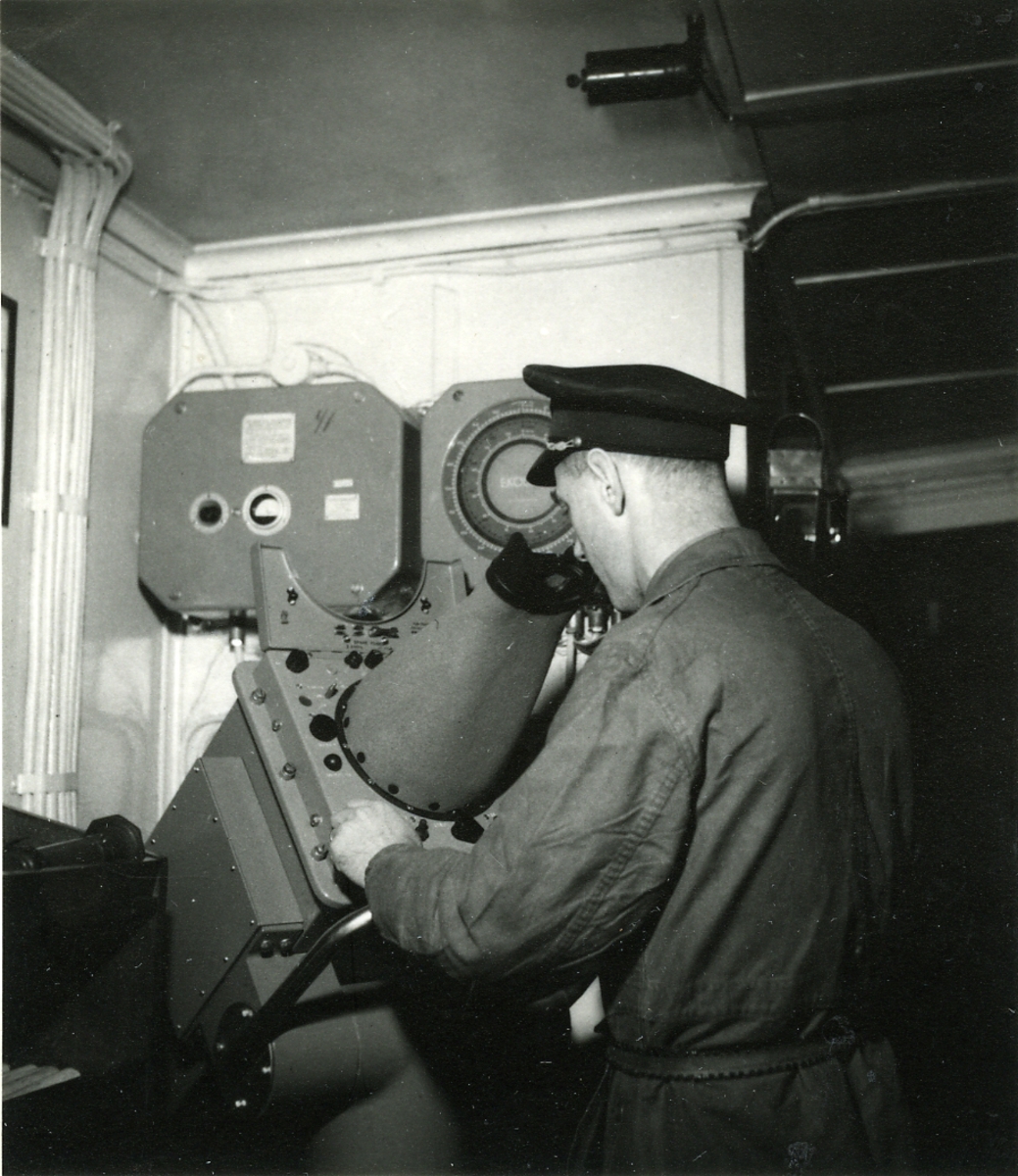 Spaningsradar ombord på isbrytaren Ymer.