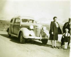 Frå venstre: Kristi og Knut Langehaug, frå Søre Fossheim på 