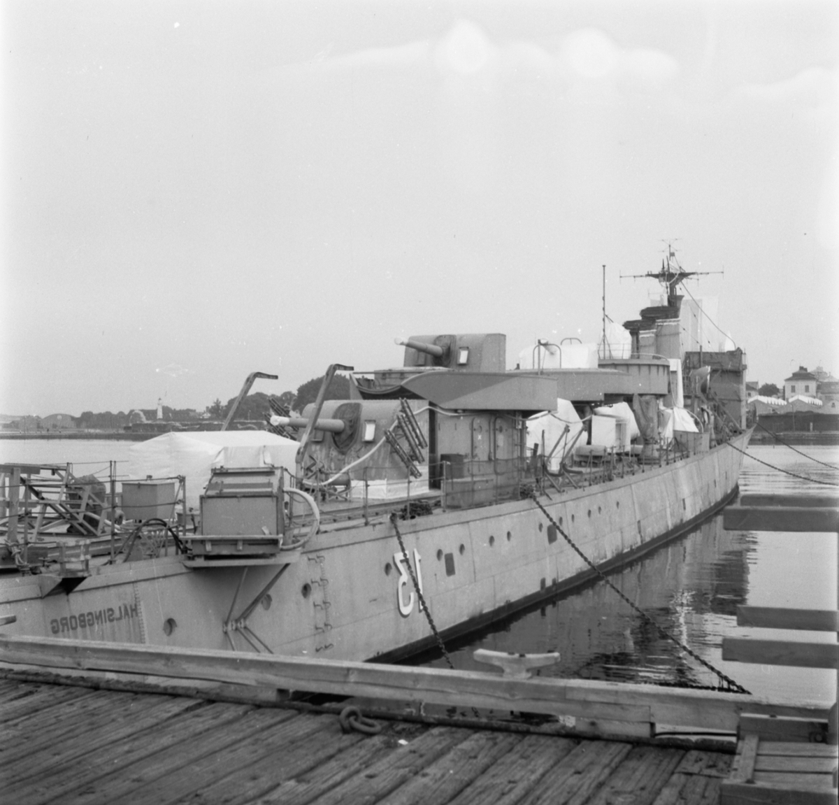 V7338