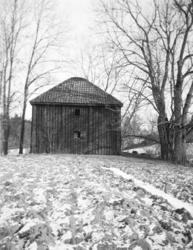 Ånhammar säteri, fatabur (eller magasin)