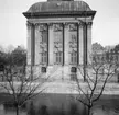 Riddarhuset, Stockholm
Exteriör

Svensk arkitektur: kyrkor, herrgårdar med mera fotograferade av Arkitekturminnesföreningen 1908-23.