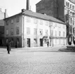 Sveavägen, Stockholm
Exteriör

Svensk arkitektur: kyrkor, herrgårdar med mera fotograferade av Arkitekturminnesföreningen 1908-23.