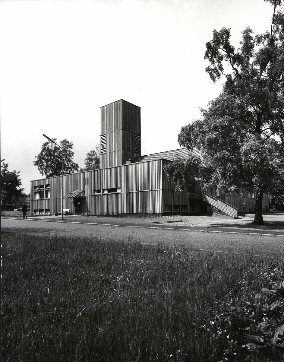 Salkyrka, Plantyp-Enskeppig, Kyrka