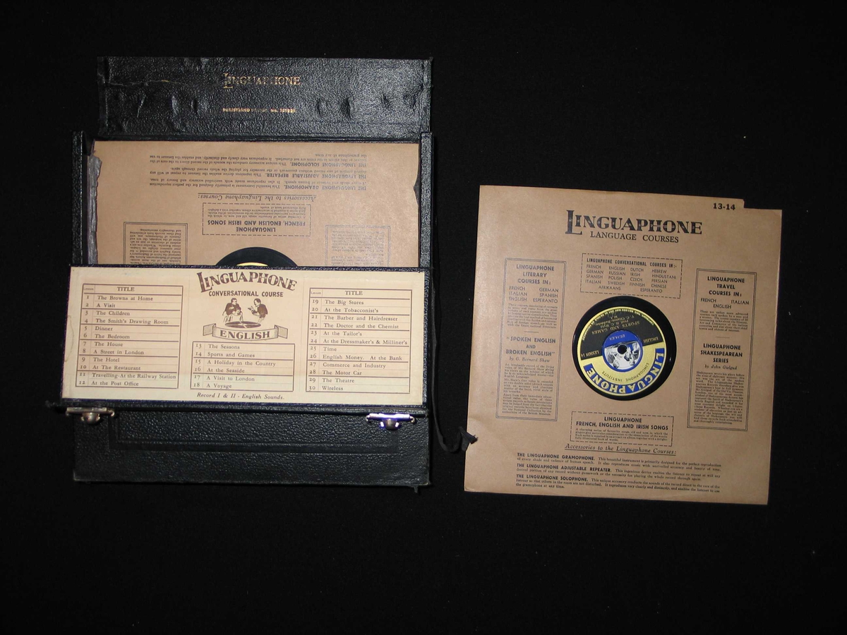 Koffert med i alt 15 78-plater - fordelt på 30 kurs-einingar.