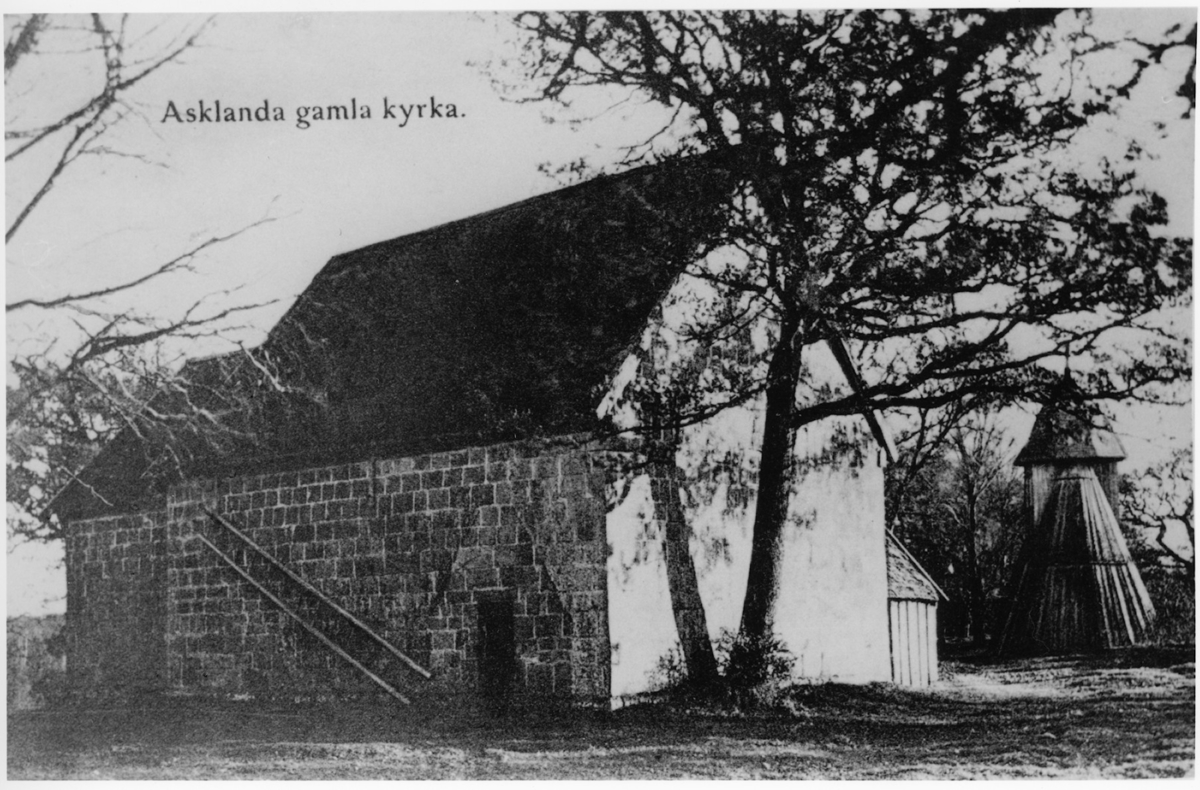 Asklanda gamla kyrka.