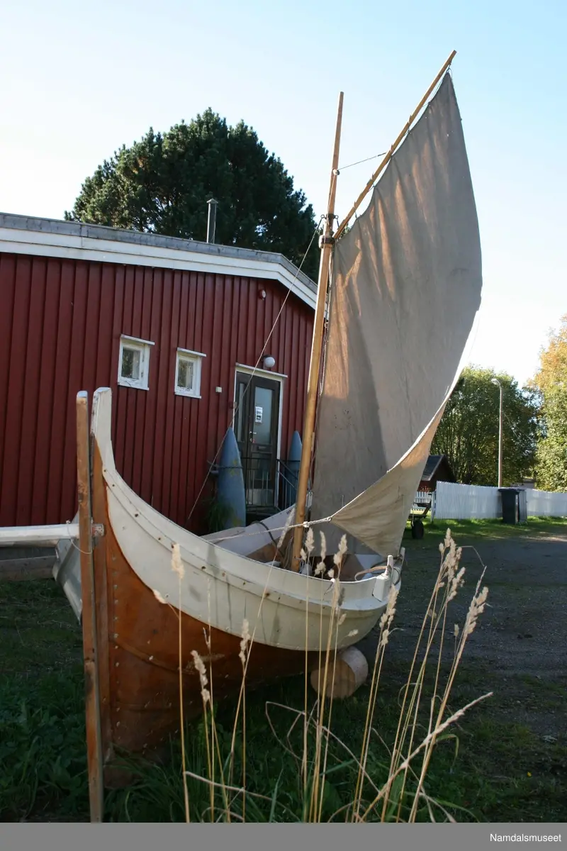 Færing med rigg og seil