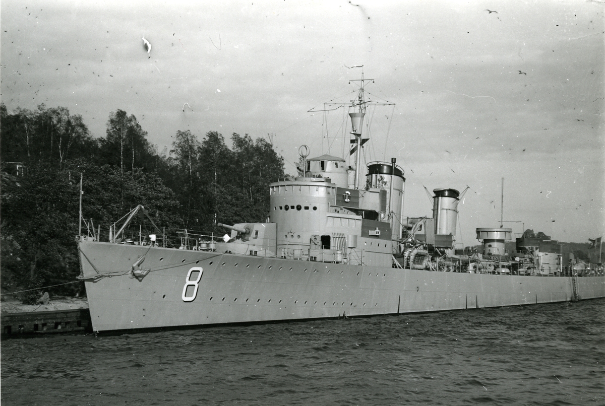 H.M.S. Karlskrona (8).