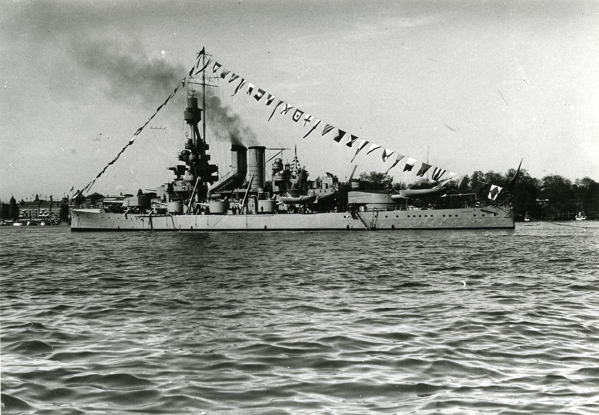 Pansarskeppet Sverige ombyggnaden 1933.