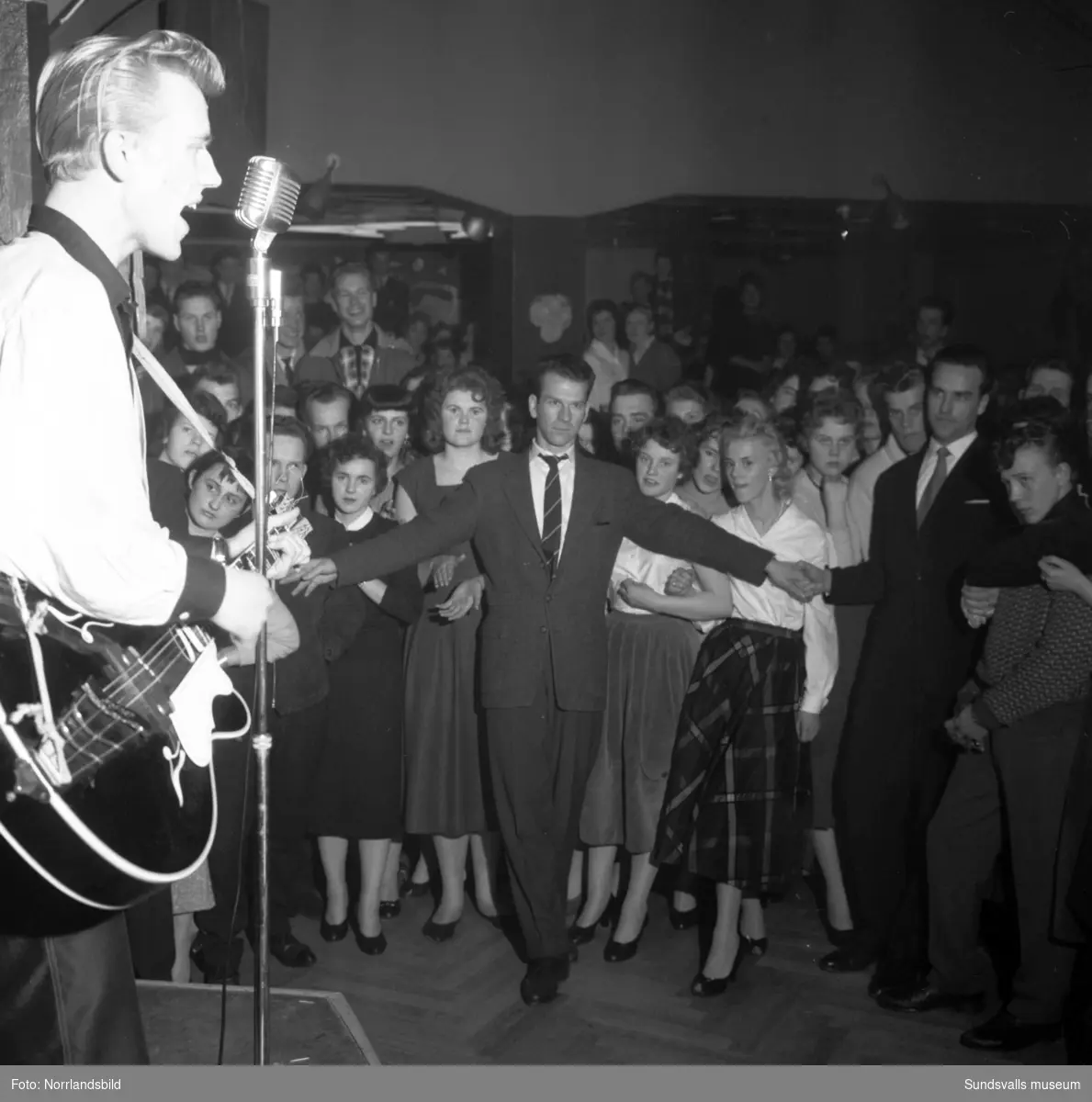 Ragnar Nygren, Rock-Ragge, spelar på Wivex.