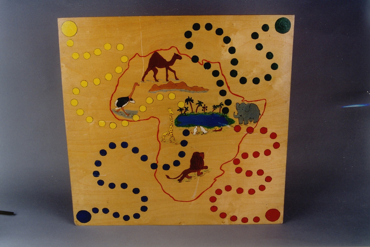Kart over Afrika med tilhørende dyr.