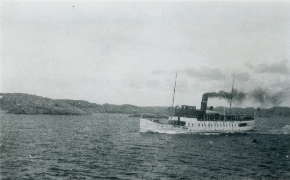 Passagerarångfartyget BOHUSLÄN
av Marstrand, 1946