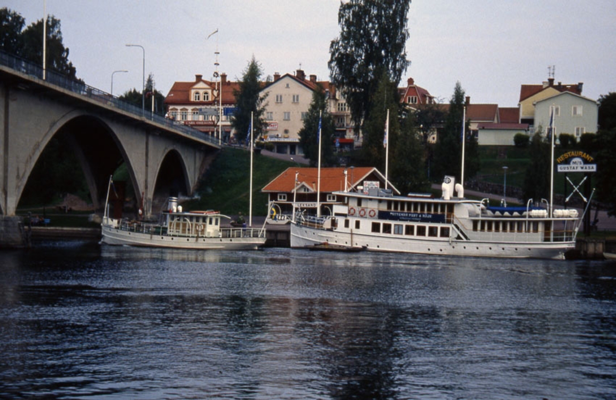 [Text på diaram] LEKSAND "GUSTAF WASA" 2002-09-08