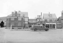 Funkisgården. Lillehammer Motocentral. Kafe Fønix. Mot Kirke