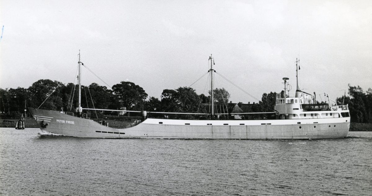 Ägare:/1964-66/: Horst Frese O.H.G. Frachtschiffahrt. Hemort: Hamburg.