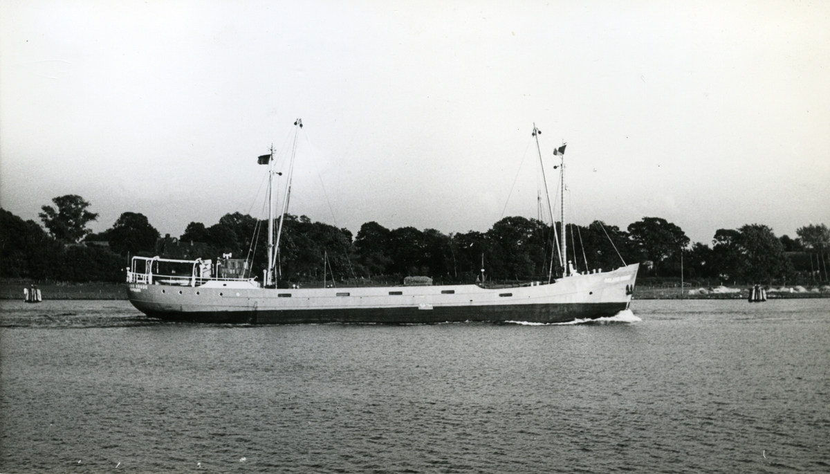 Ägare:/1964-81/: Hermann Kruse. Hemort: Hamburg.