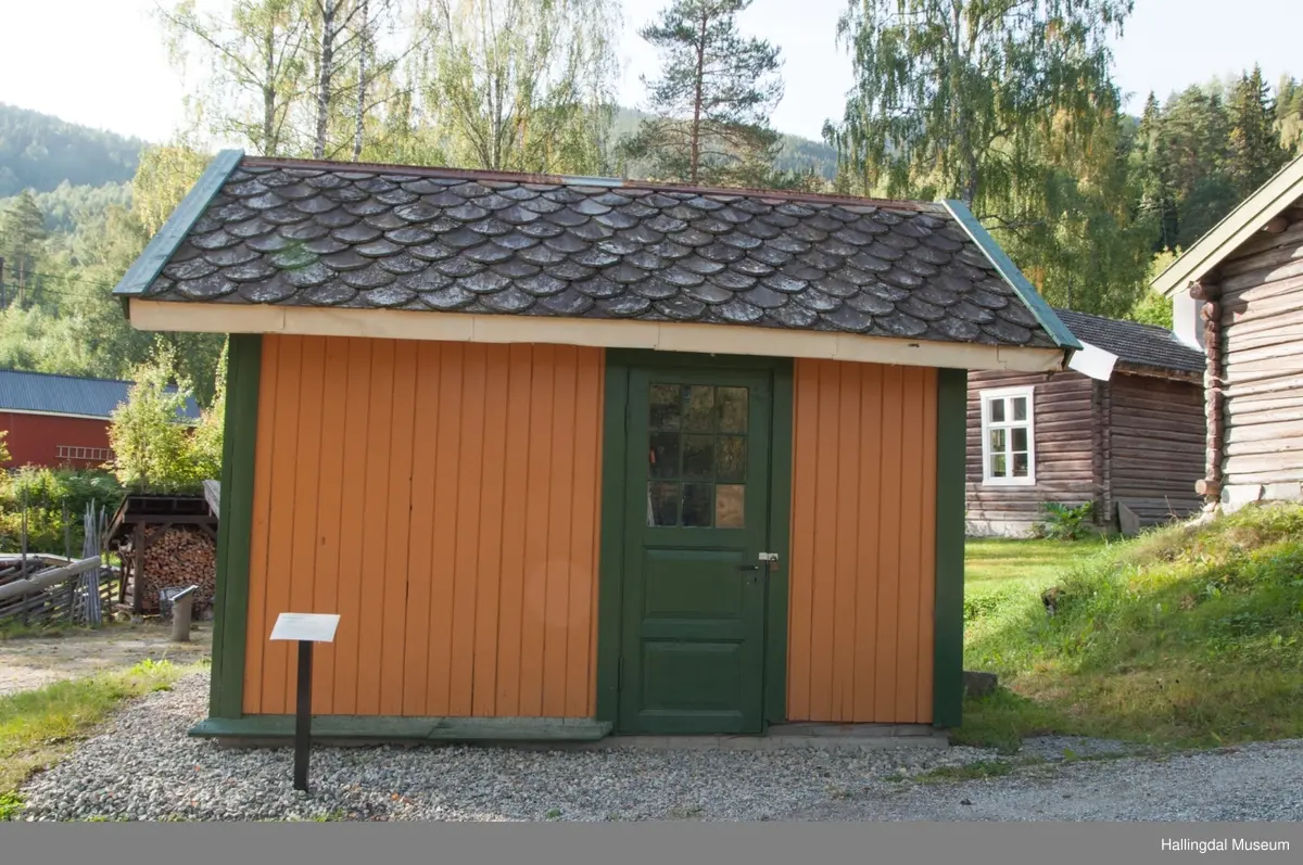 Privet (utedo) fra Liodden jernbanestasjon
