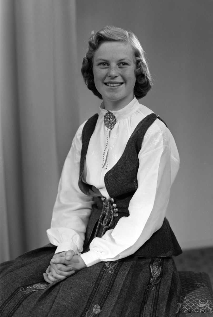 Portrett av Wenke Borgen (gift Melbye).