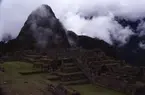 'Vy över Machu Piccu. ::  :: Stad, flod, vandring, tempel, fiske, skog, växter, insekter, svampar. ::  :: Fotonr. 5495 består av sammanlagt 140 diabilder där enstaka har skannats.'