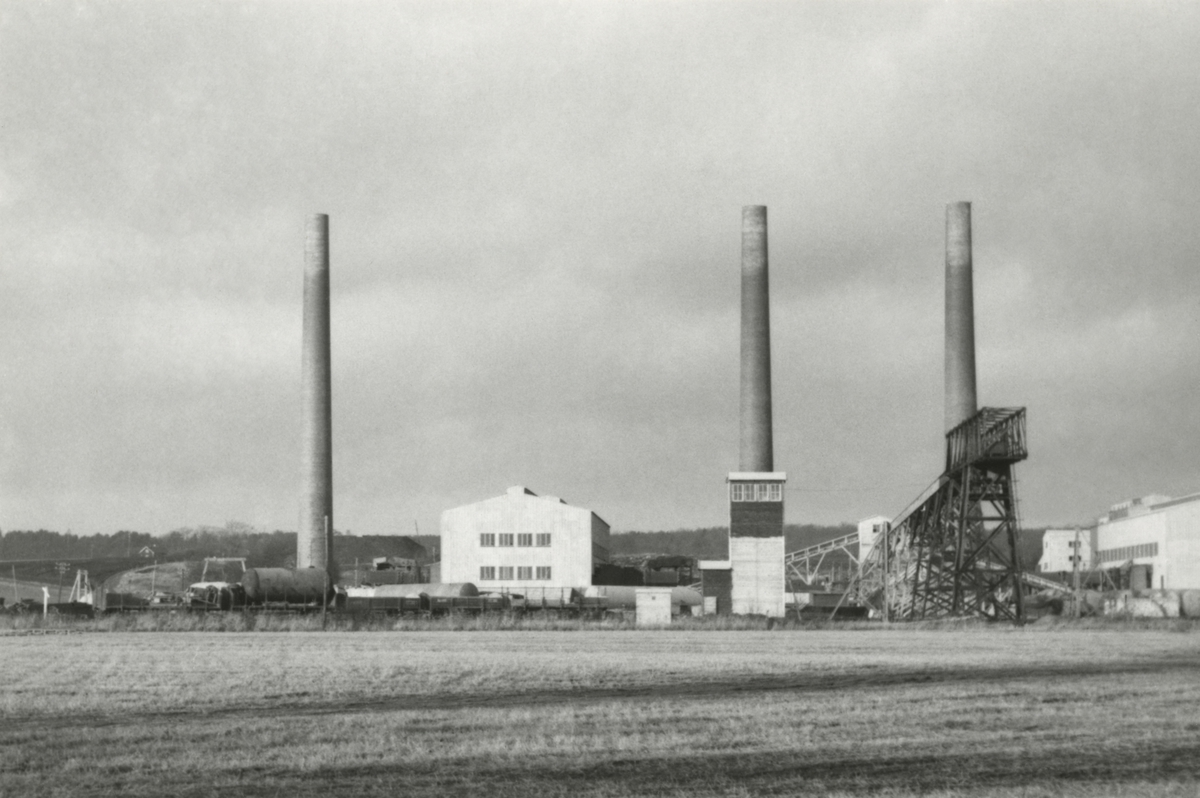 Flottans skifferoljeverk i Kinnekleva.
Den 1940 - 41 uppförda anläggningen.