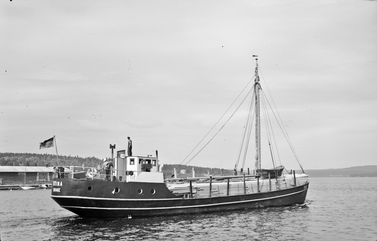Ägare:/1939-55/: Witwe Stina Behrens. Hemort: Brake.