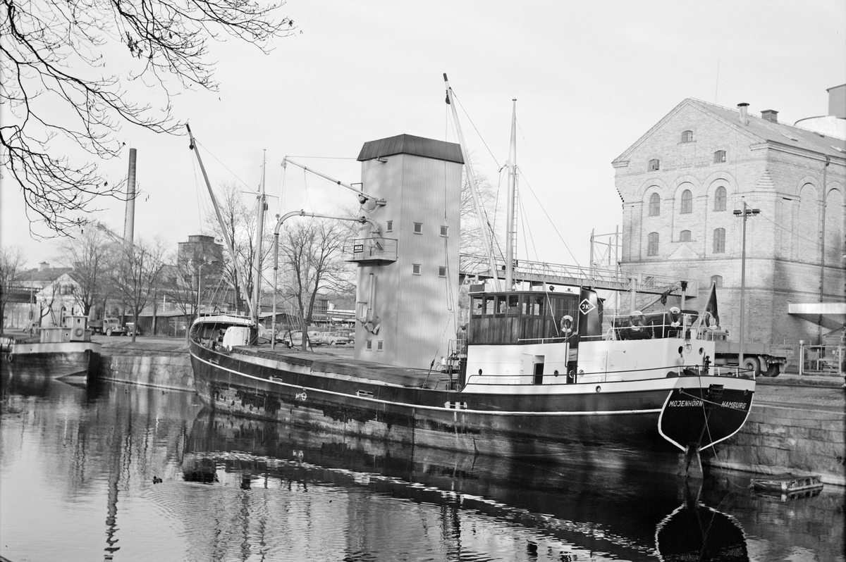 Ägare:/1960-70/: John F.D. Kruse. Hemort: Hamburg.