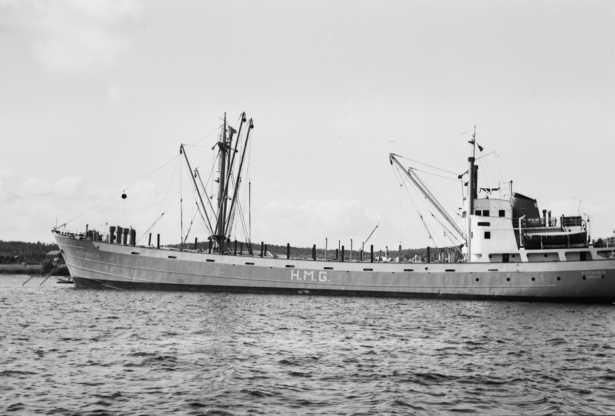 Ägare:/1953-67/: Partenreederei M/S Pickhuben. Hemort: Hamburg.
