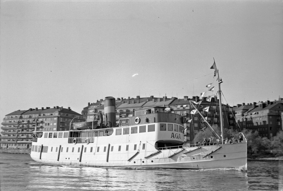 Fotodatum: 22/5 1951
Exakt samma fotografi av samme fotograf finns i CG Jacksons samling med ACC 1956:1413, Fo20870.