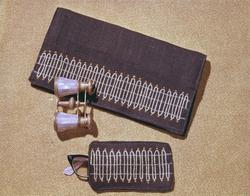 Vi pynter opp i stuen: broderi 1930-75