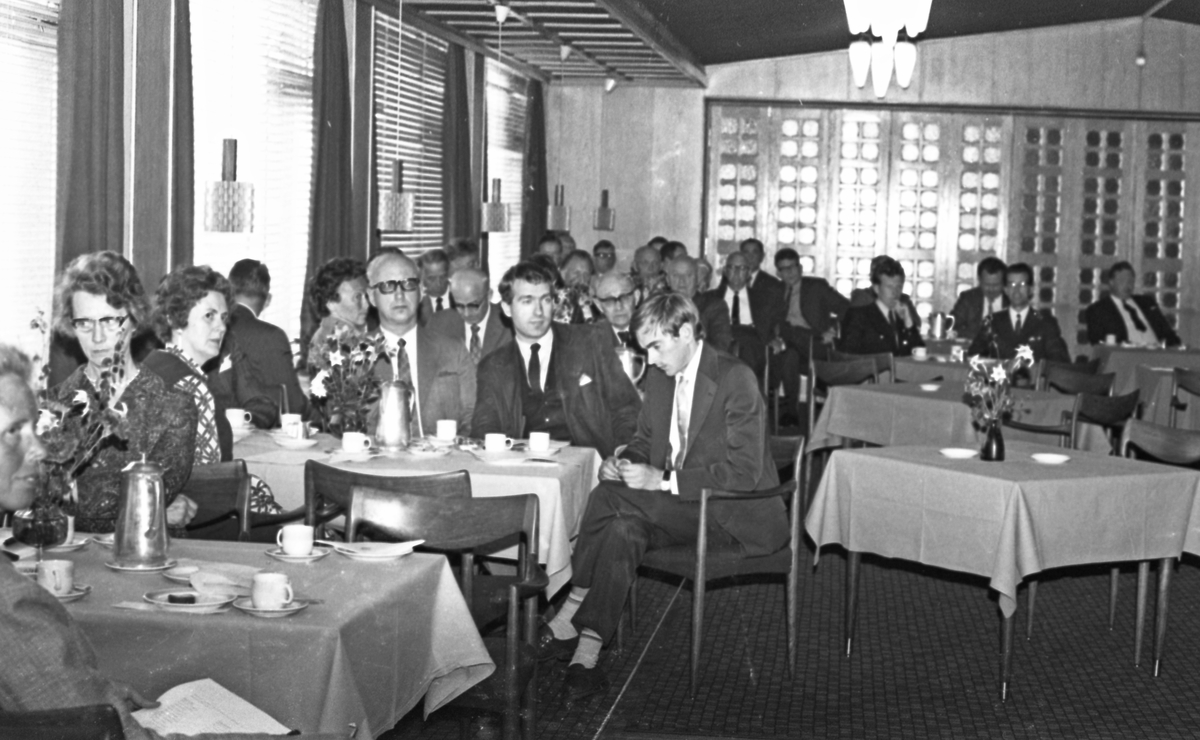 A/S Avisdrift - Generalforsamling på Hotell Saga 18.05.1971.