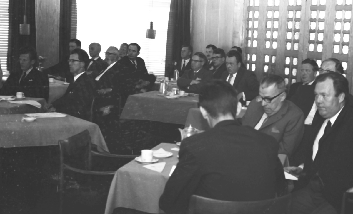 A/S Avisdrift - Generalforsamling på Hotell Saga 18.05.1971.