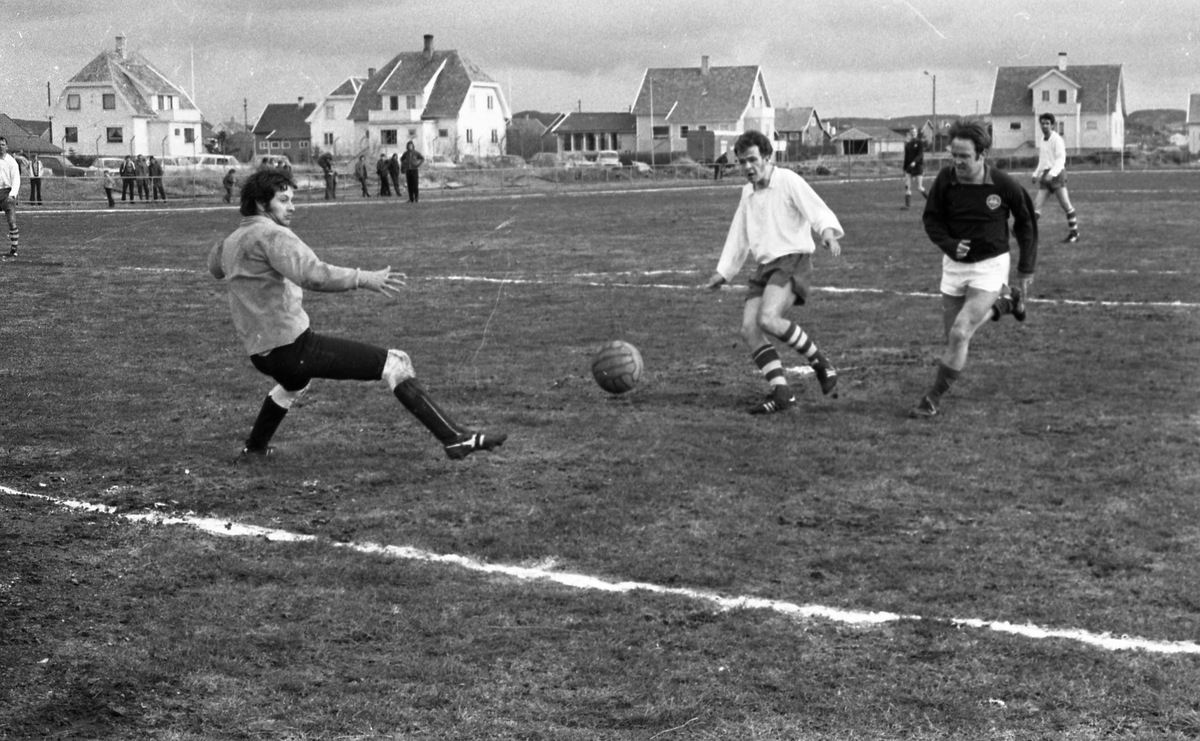 Sport - Fotball. Vard - Rosenborg.