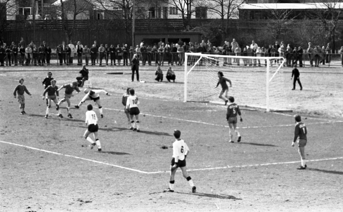 Sport - Fotball. Vard - Rosenborg.