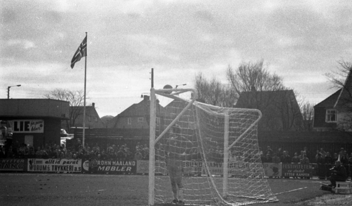 Sport - Fotball. Vard - Rosenborg.