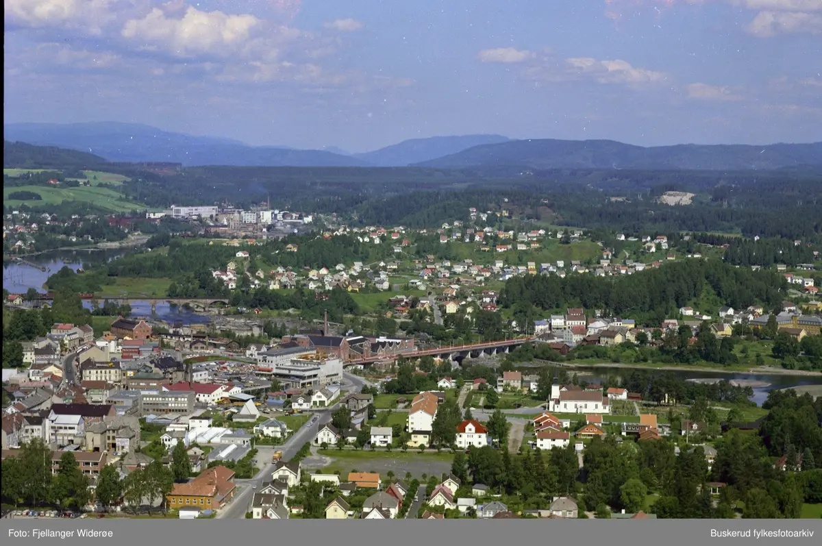 Hønefoss sentrum
Kongensgate, Livbanen, Hønefoss bru, Norder Torv, Hammerbrugaten