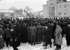 Folksamling på Vaksala torg, Uppsala mars 1939