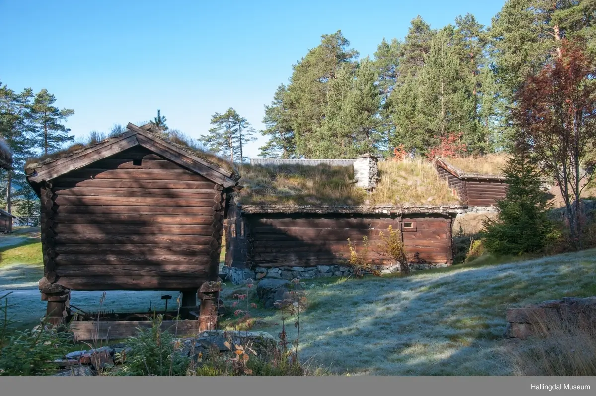 Stabbur fra søre Nestegard i Holet