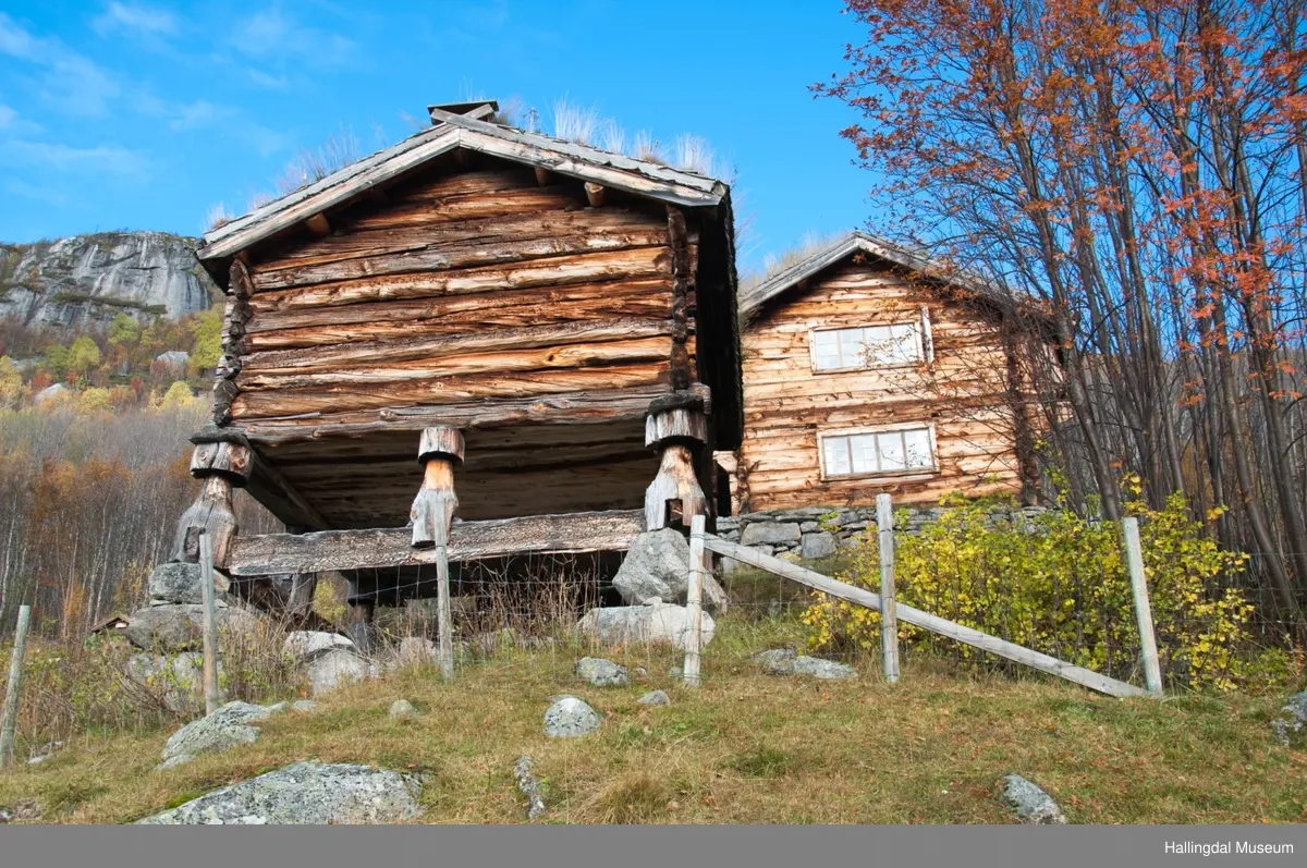 Stolphus i øvre Døkki, Dokken gård i Sudndalen