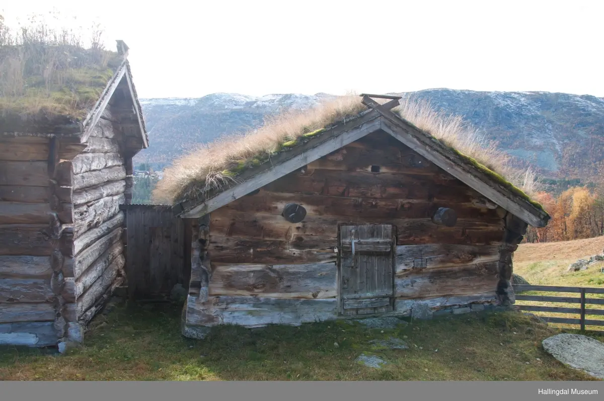 Fjøs i øvre Døkki, Dokken gård i Sudndalen