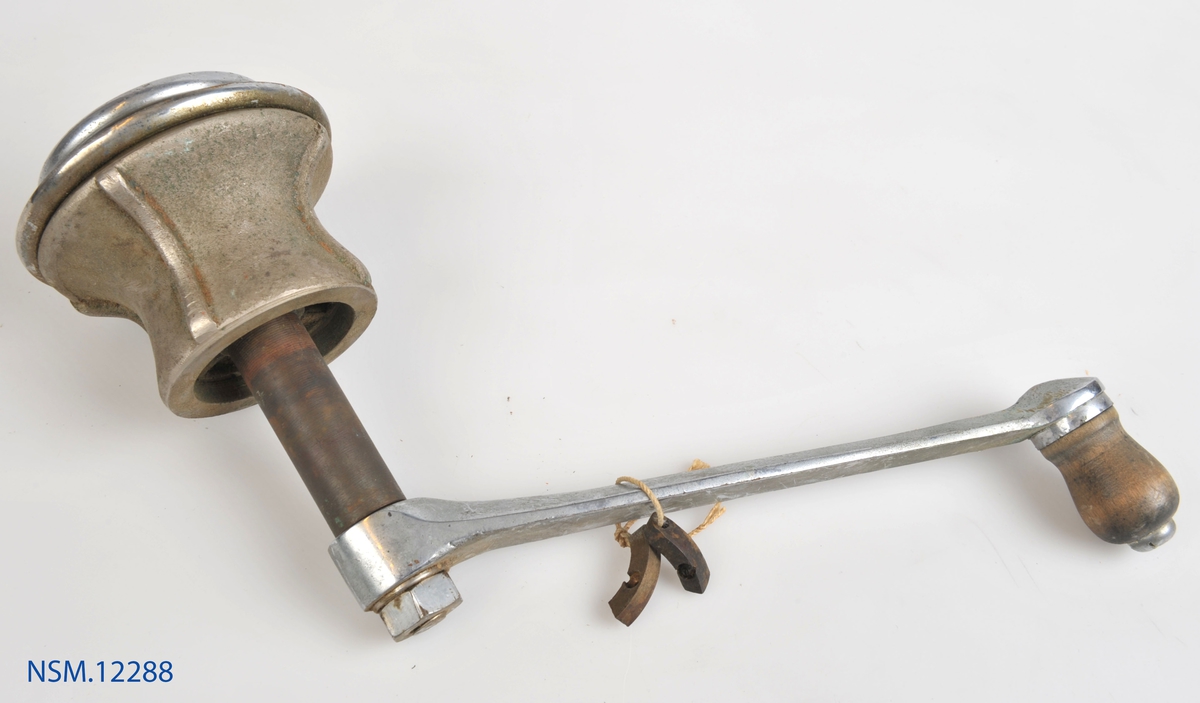 Vinsj med fastmontert håndtak