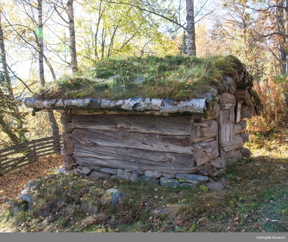 Kalvefjøs fra Fetjasølen (Bakka) på Ål Bygdamuseum, Leksvol