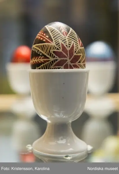 Traditioner, basutställning, detaljer och lite översikt över årets högtider; advent, lucia, jul, tjugonde dag Knut, Andersdagen, gårdstomte i stallet, folktro och midsommar bland annat.